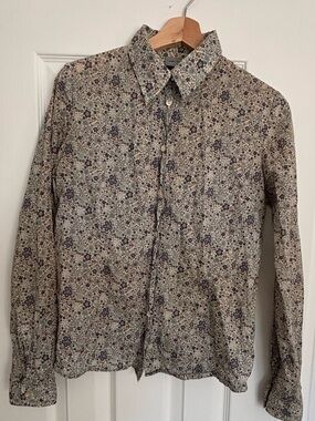 Women's Floral Button-Down Shirt in Light Beige by H&M
